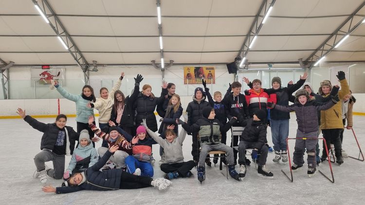 A városi jégpályán jártunk