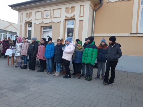 Adventi gyertyagyújtás